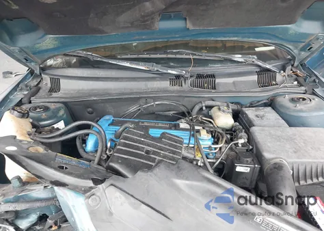 2002 Pontiac Grand Am Se1 z USA, uszkodzony, nr VIN 1G2NF52F22C175245